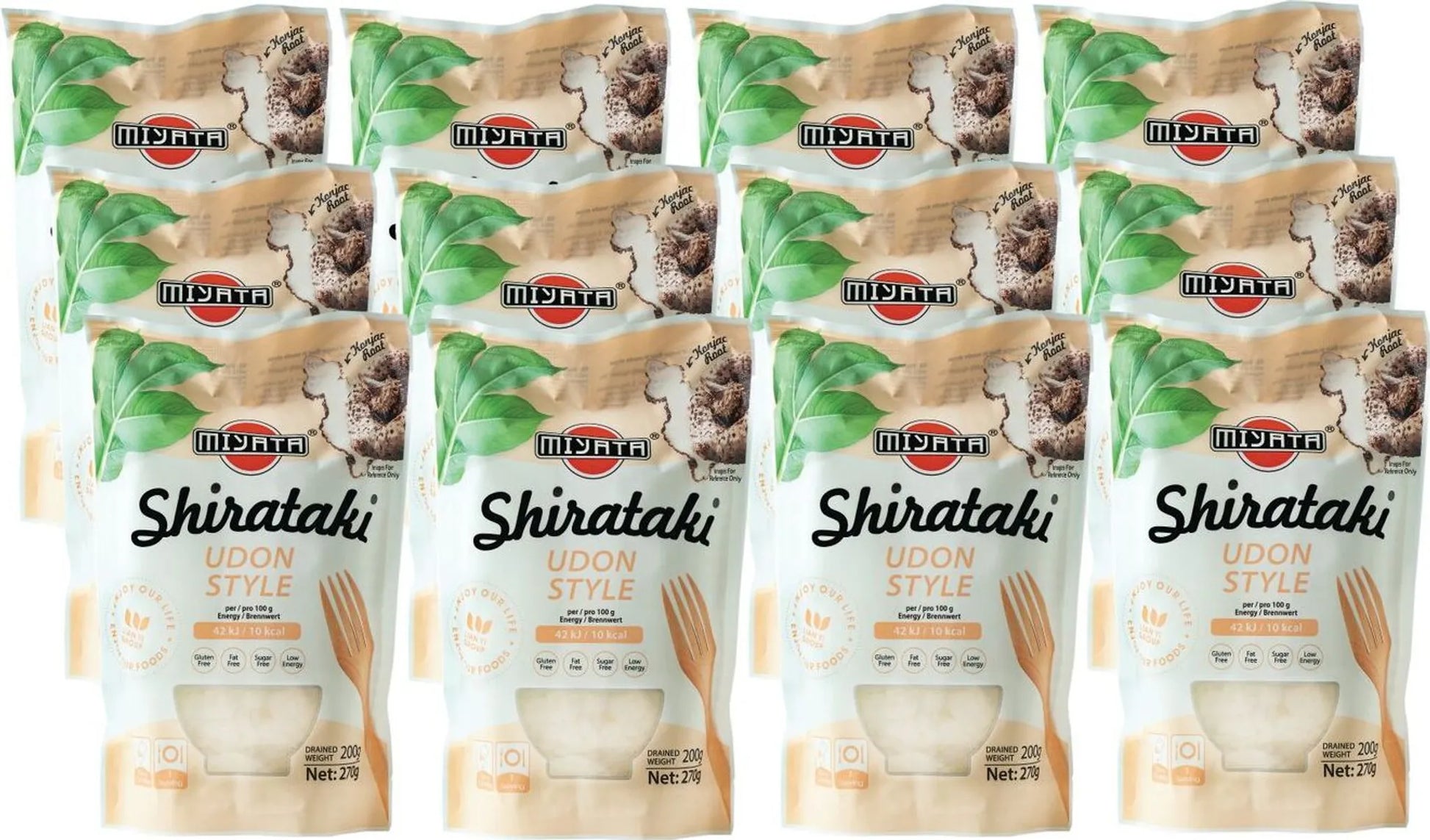 Ein 12er Vorratspack Miyata Shirataki Udon Style Konjak-Nudeln in der hellen Verpackung