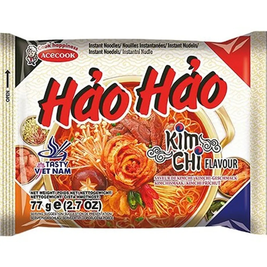 Rosa Verpackung der Acecook Hao Hao Instantnudeln mit würzigem Kimchi-Geschmack